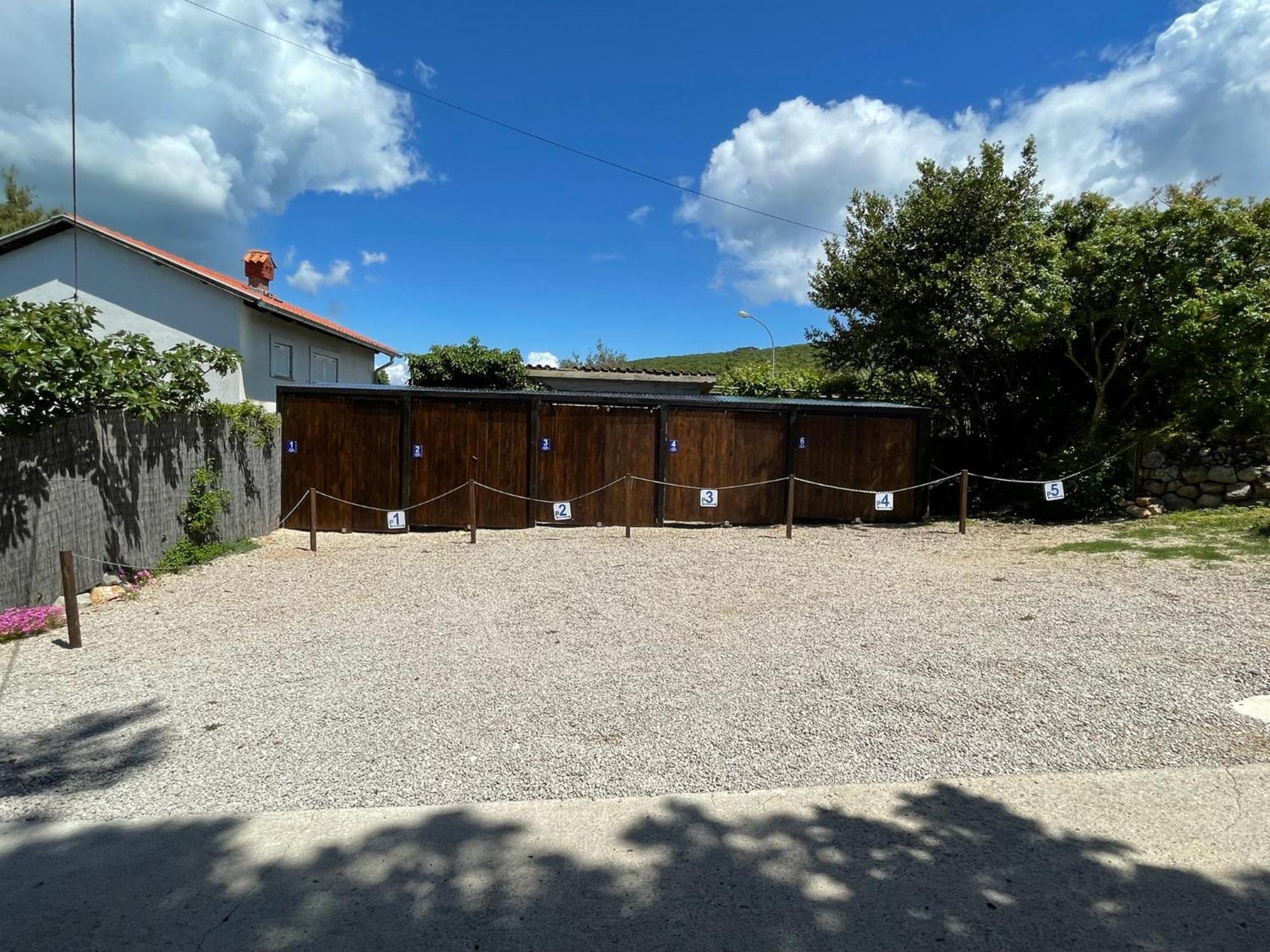 Apartments Monika Bed & Breakfast 1&4 Punat Esterno foto